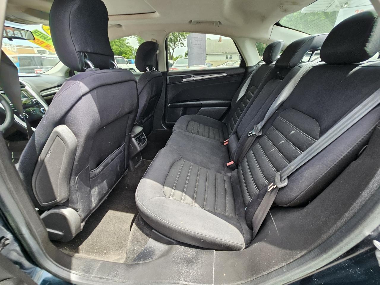 Ford Fusion SE 2014