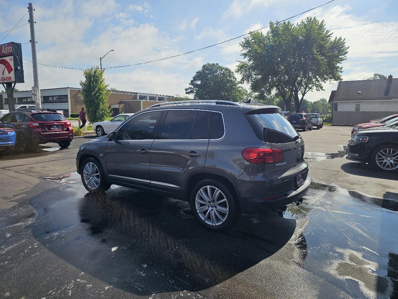 Volkswagen Tiguan S 4Motion 2012