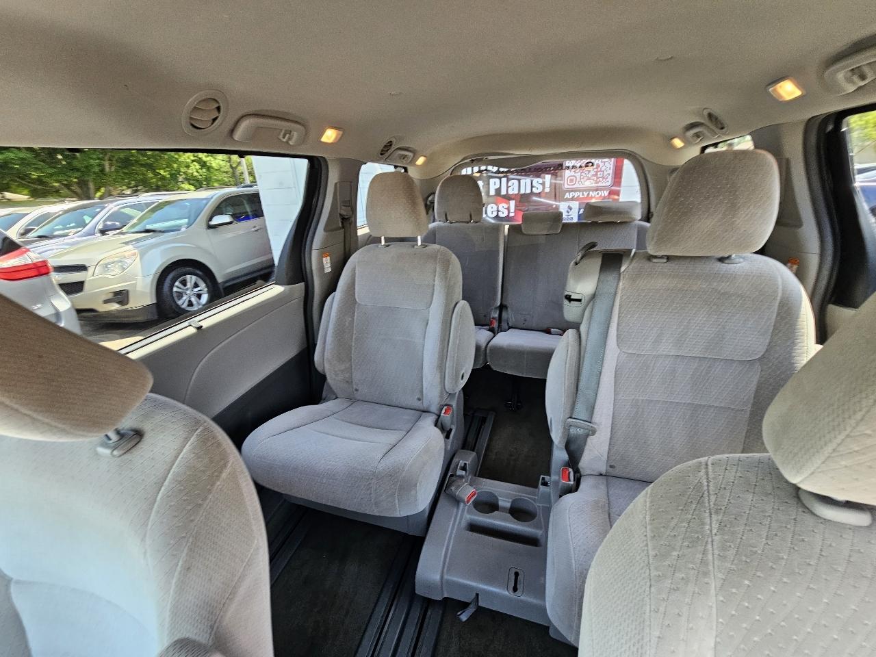 Toyota Sienna LE FWD 8-Passenger V6 2015