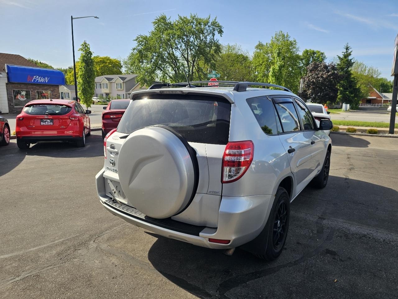 Toyota RAV4 Base I4 4WD 2010