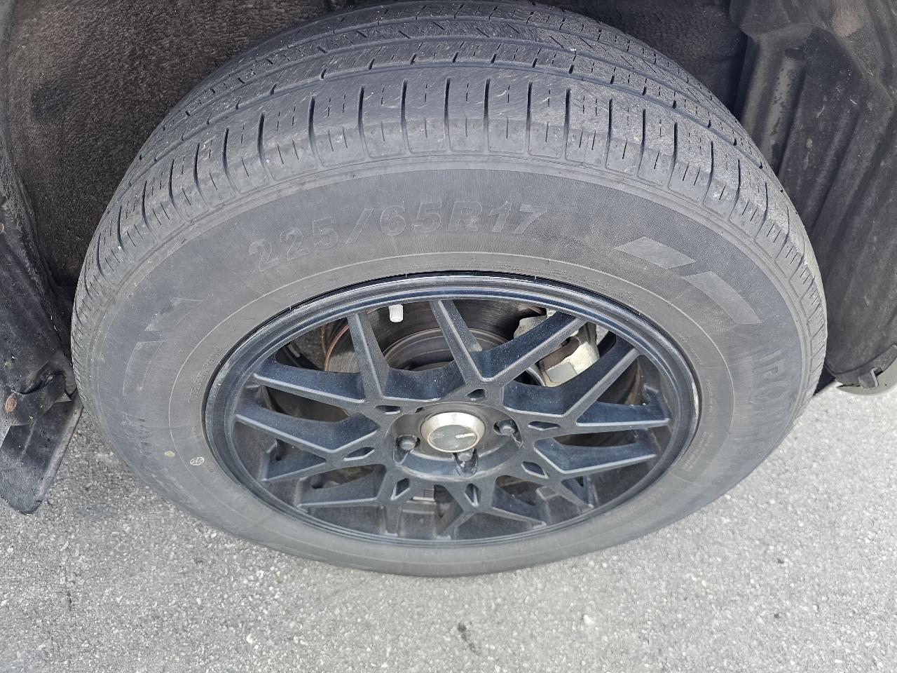 Toyota RAV4 Base I4 4WD 2010