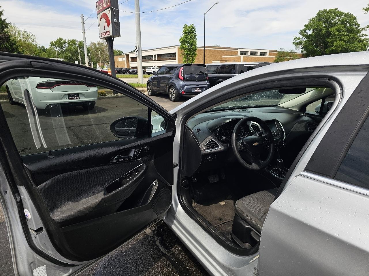Chevrolet Cruze LT Auto 2018
