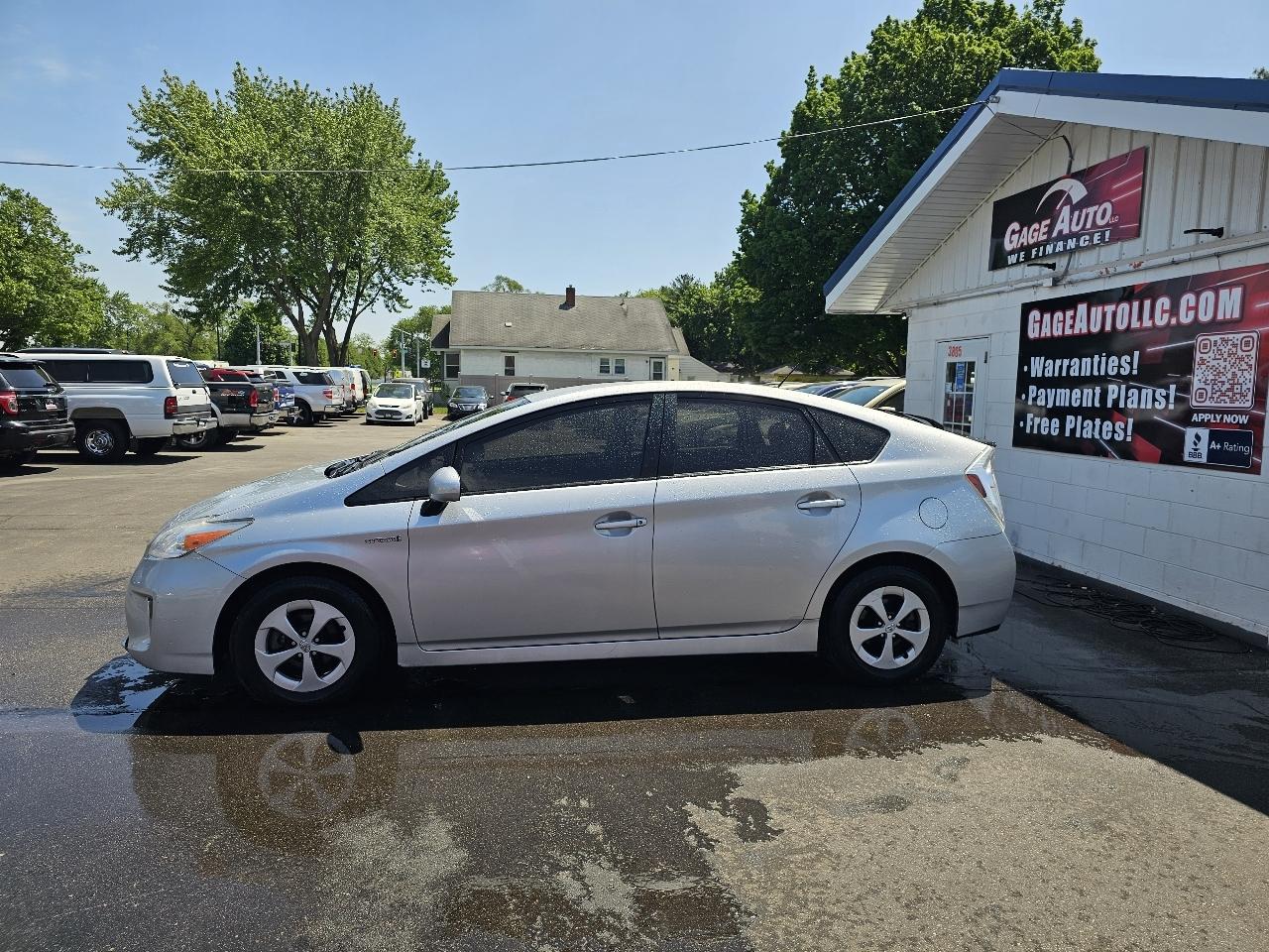 Toyota Prius Prius V 2012