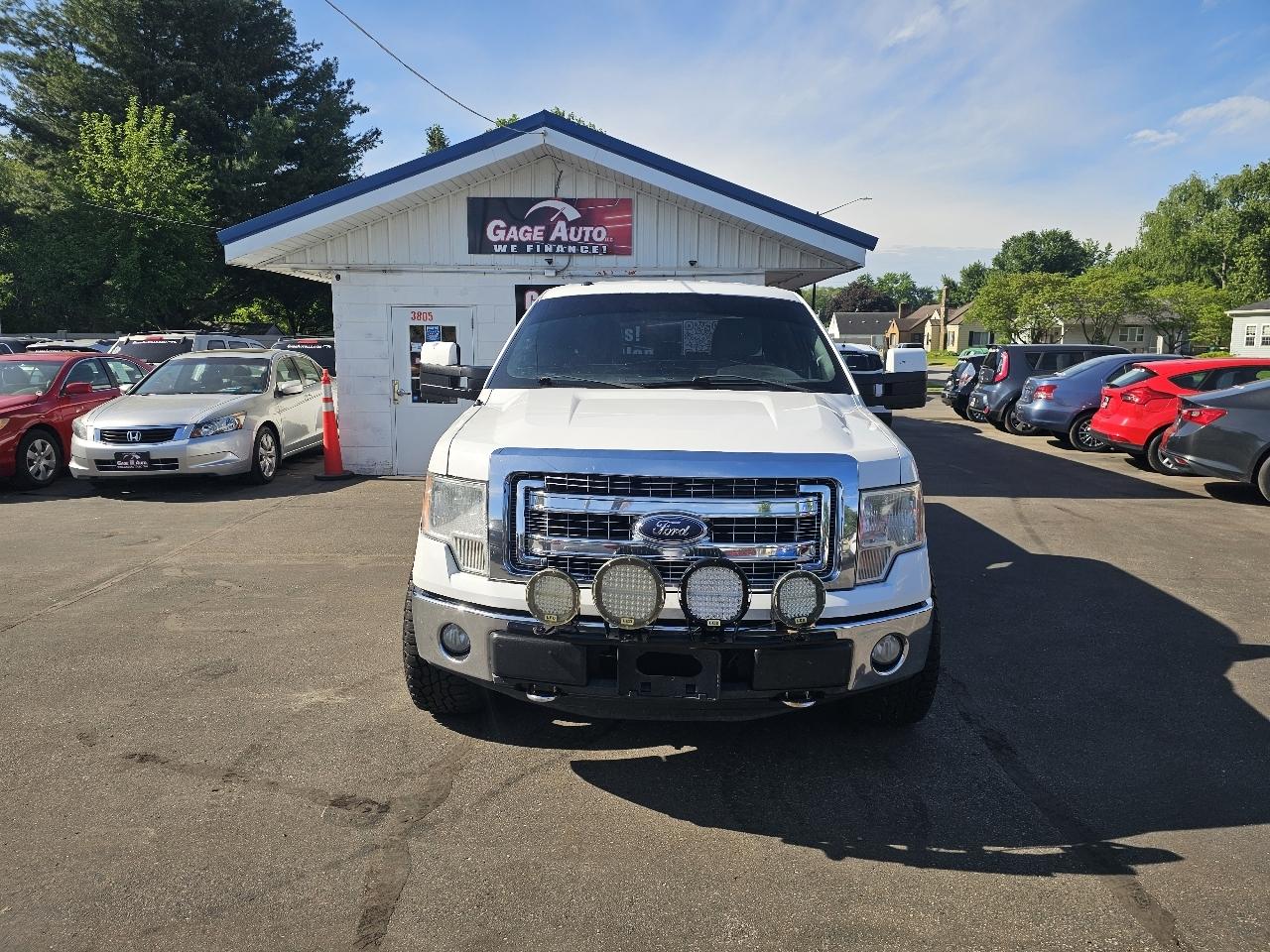 Ford F-150 XL SuperCrew 5.5-ft. Bed 4WD 2014