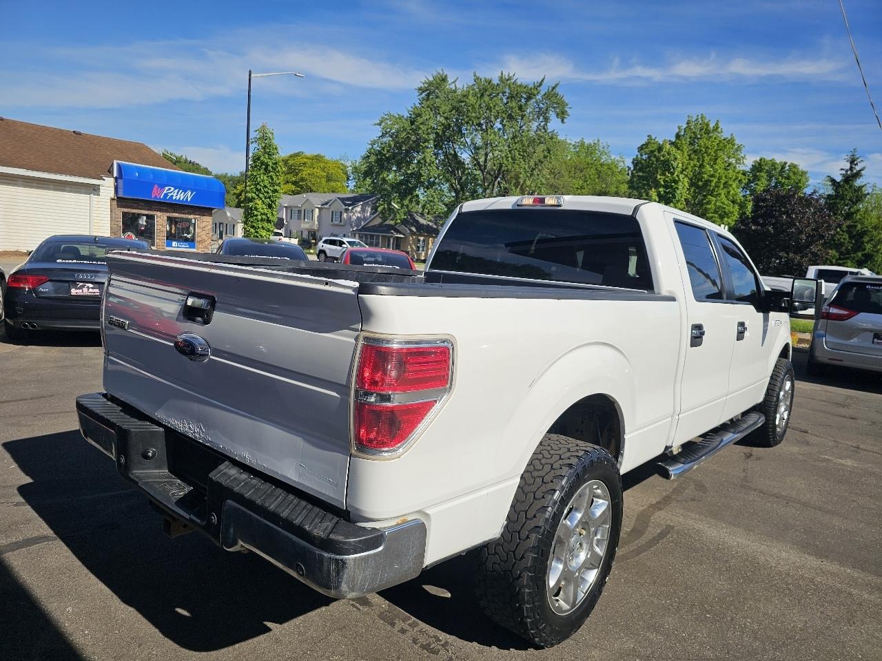 Ford F-150 XL SuperCrew 5.5-ft. Bed 4WD 2014