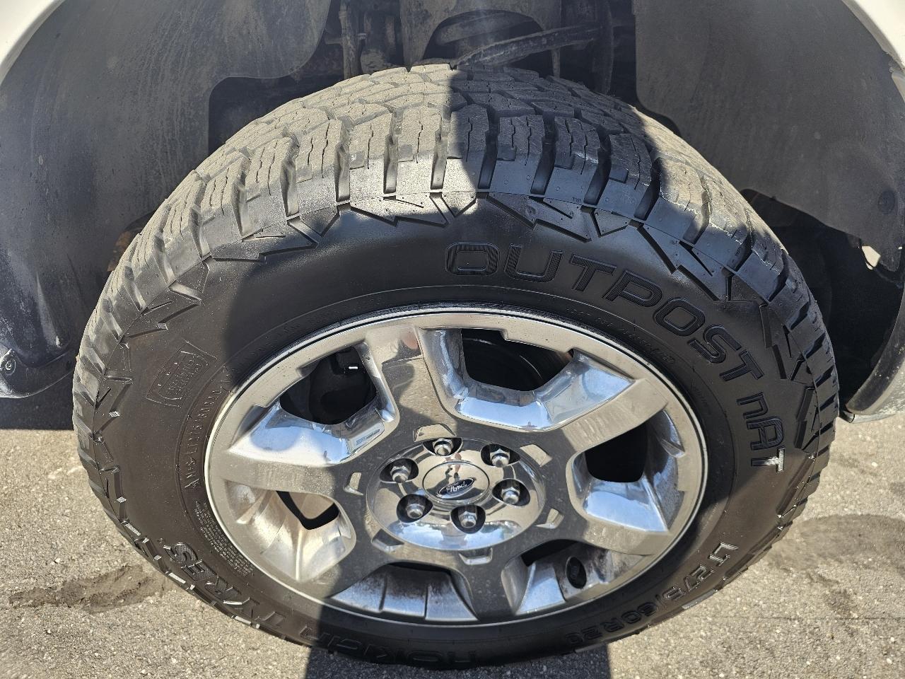 Ford F-150 XL SuperCrew 5.5-ft. Bed 4WD 2014