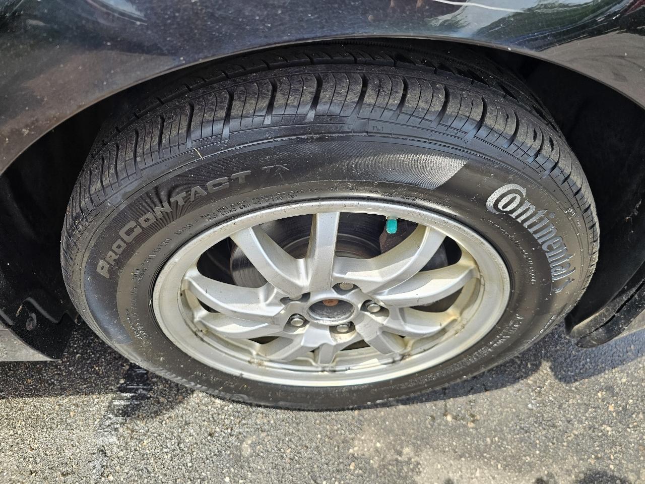 Toyota Prius V Two 2012