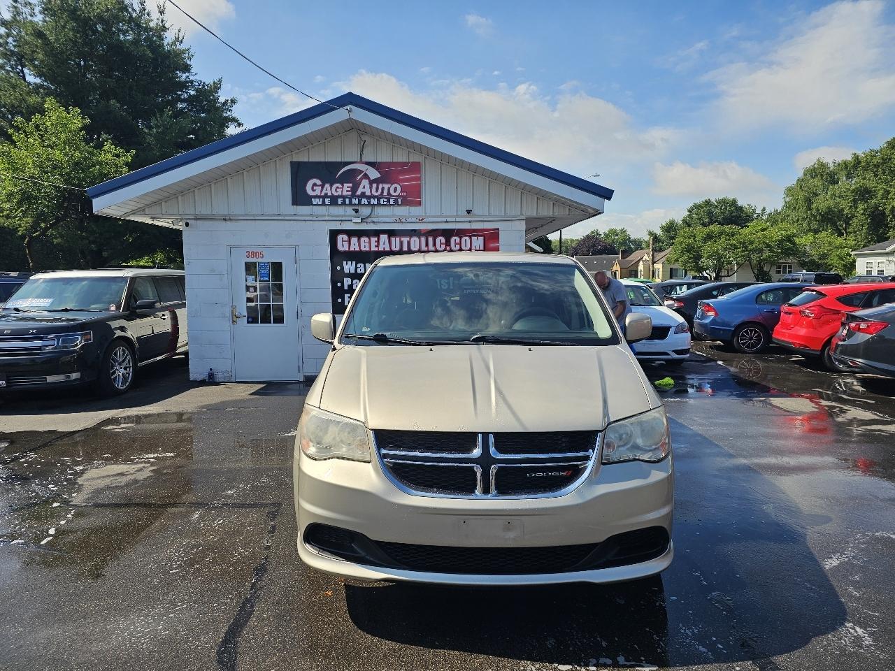 Dodge Grand Caravan SXT 2013