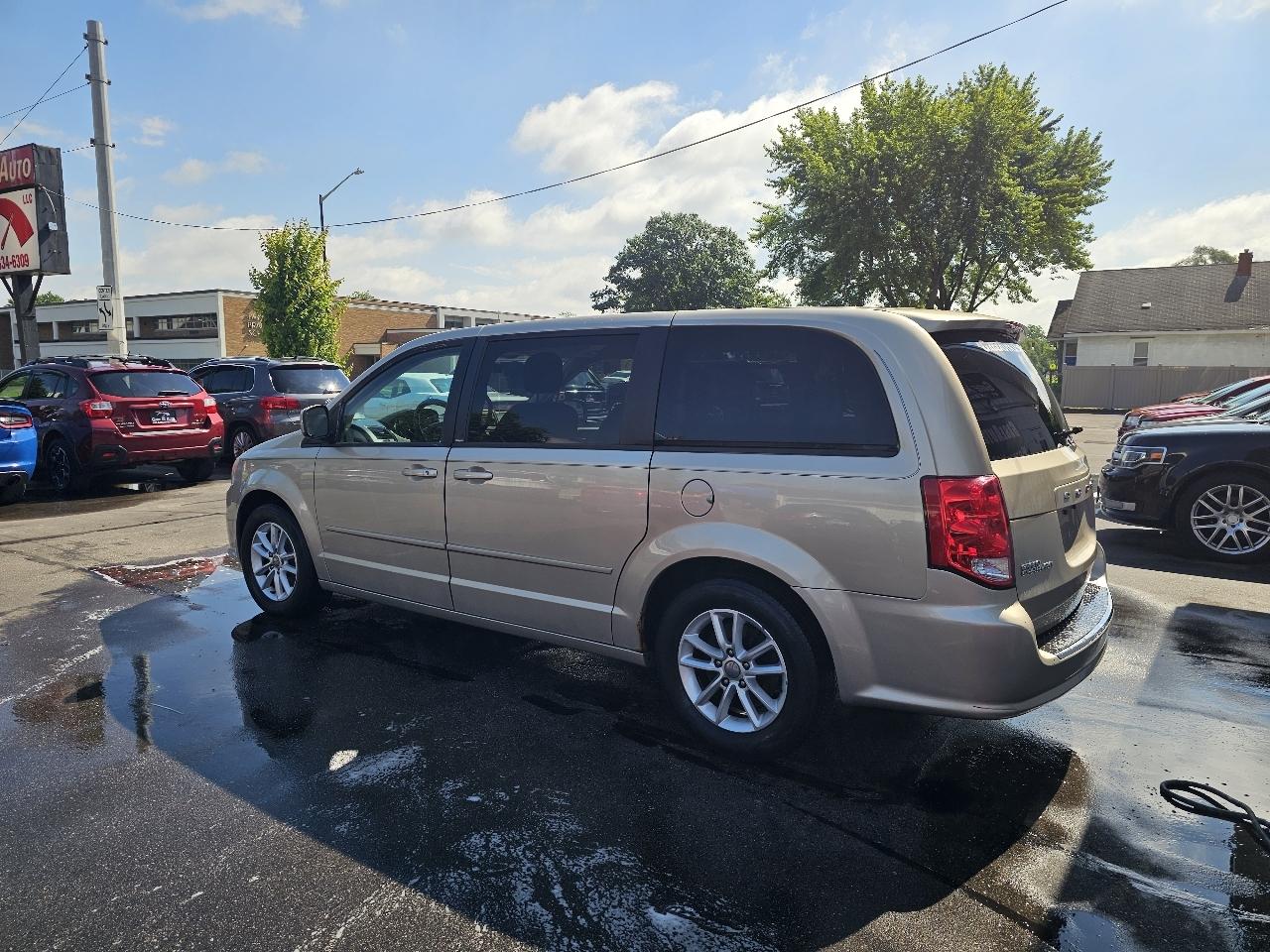 Dodge Grand Caravan SXT 2013