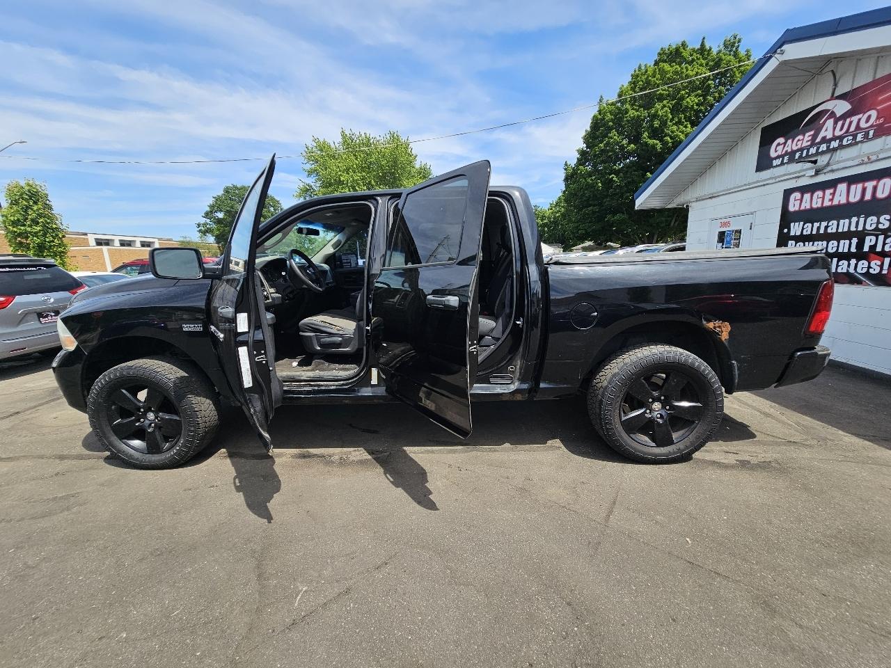 Dodge Ram 1500  2012