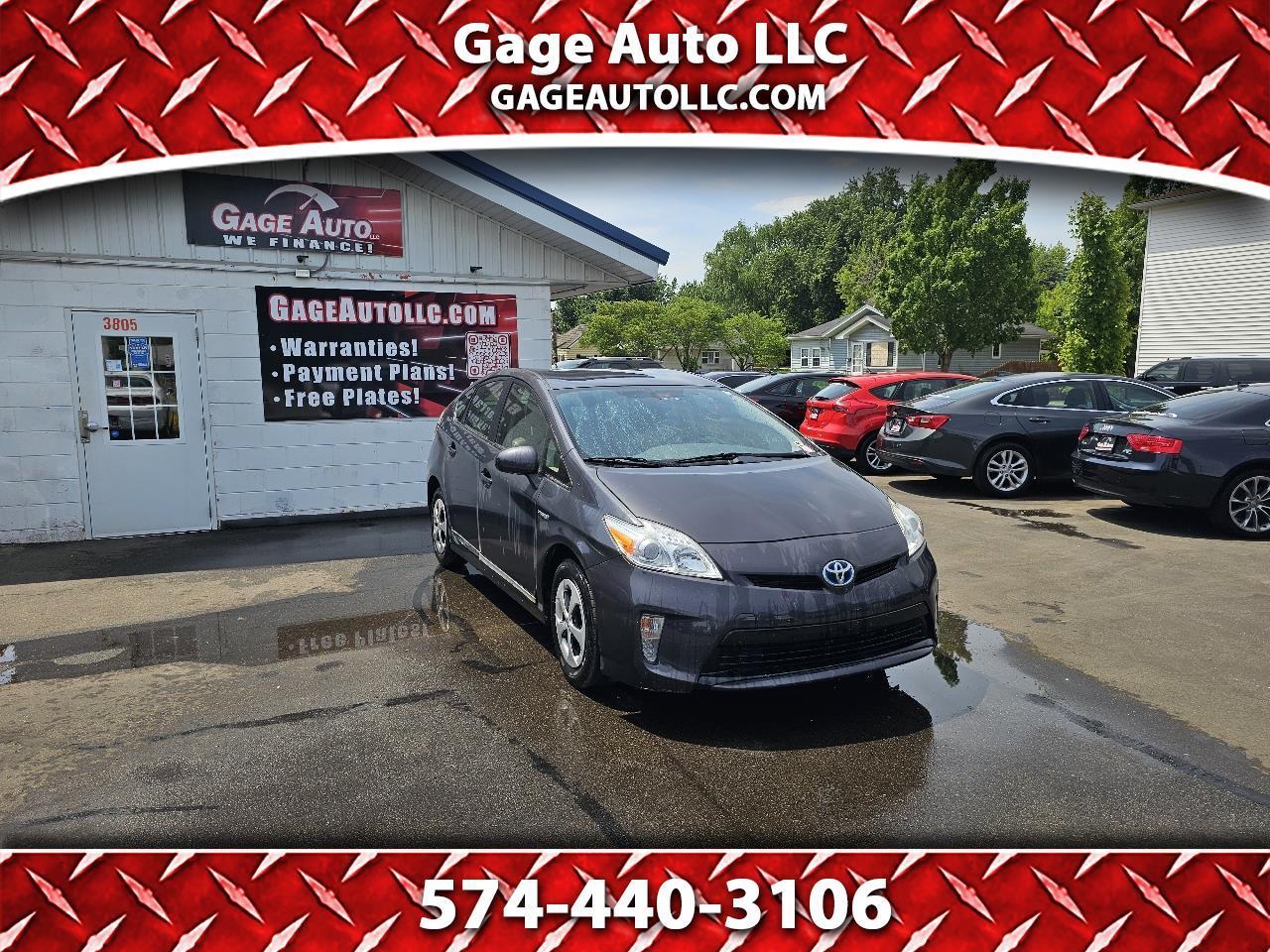 2012 Toyota Prius Five's photo