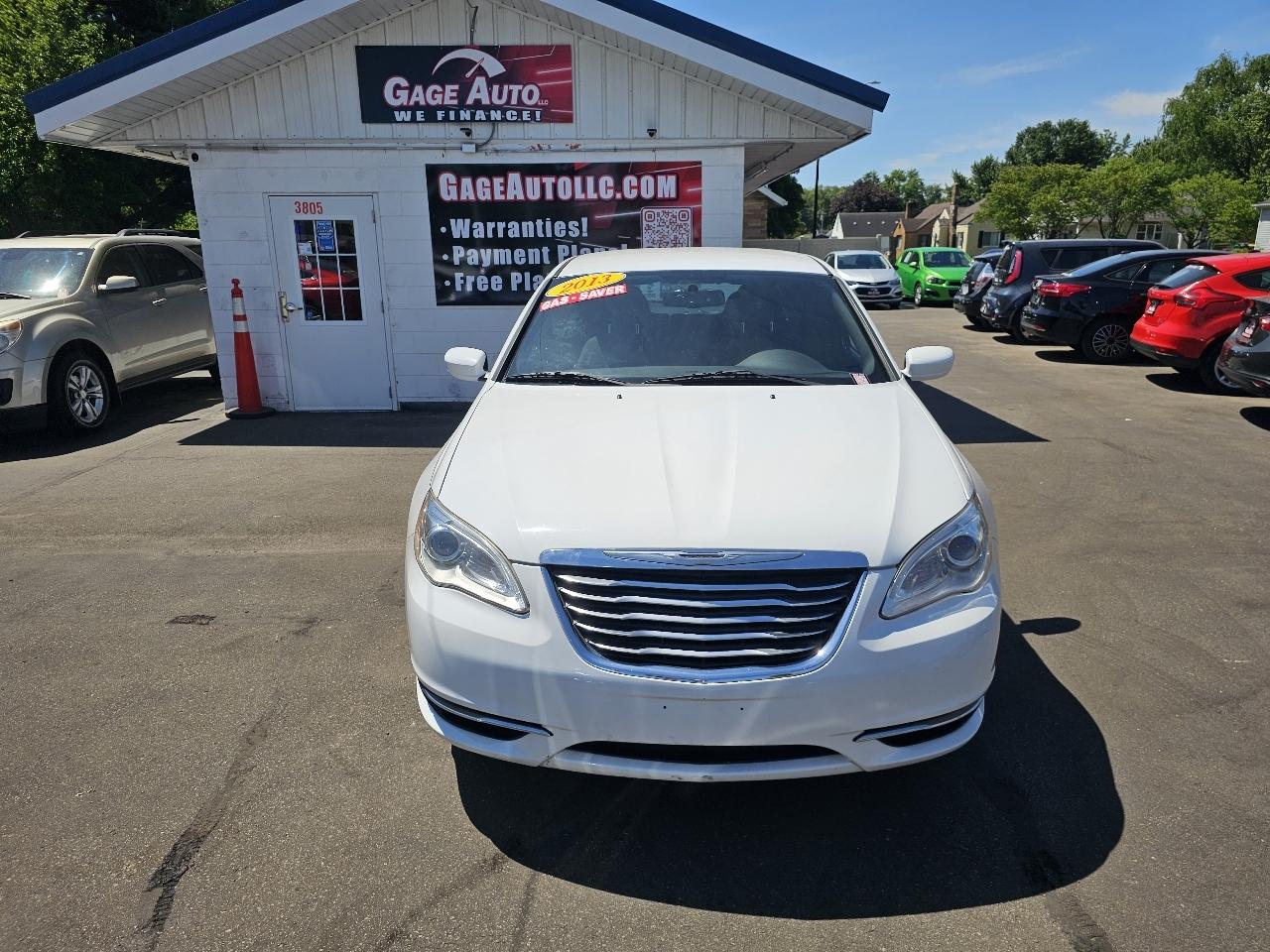 Chrysler 200 LX 2013
