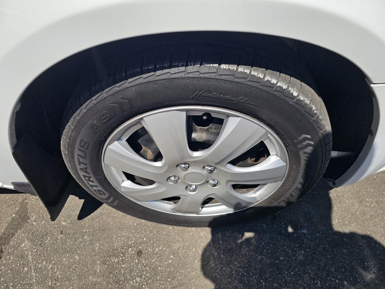 Chrysler 200 LX 2013