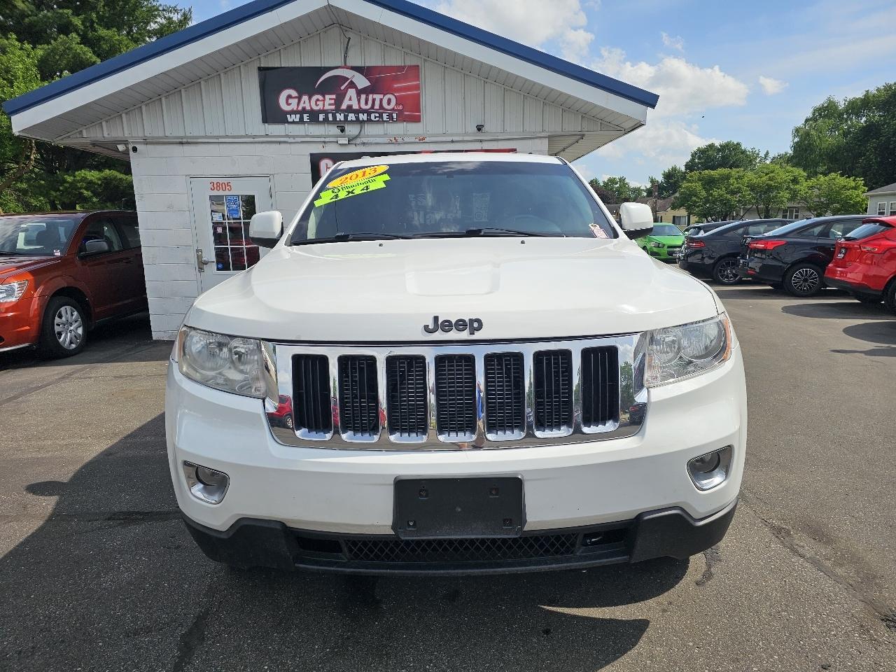 Jeep Grand Cherokee Laredo 4WD 2013