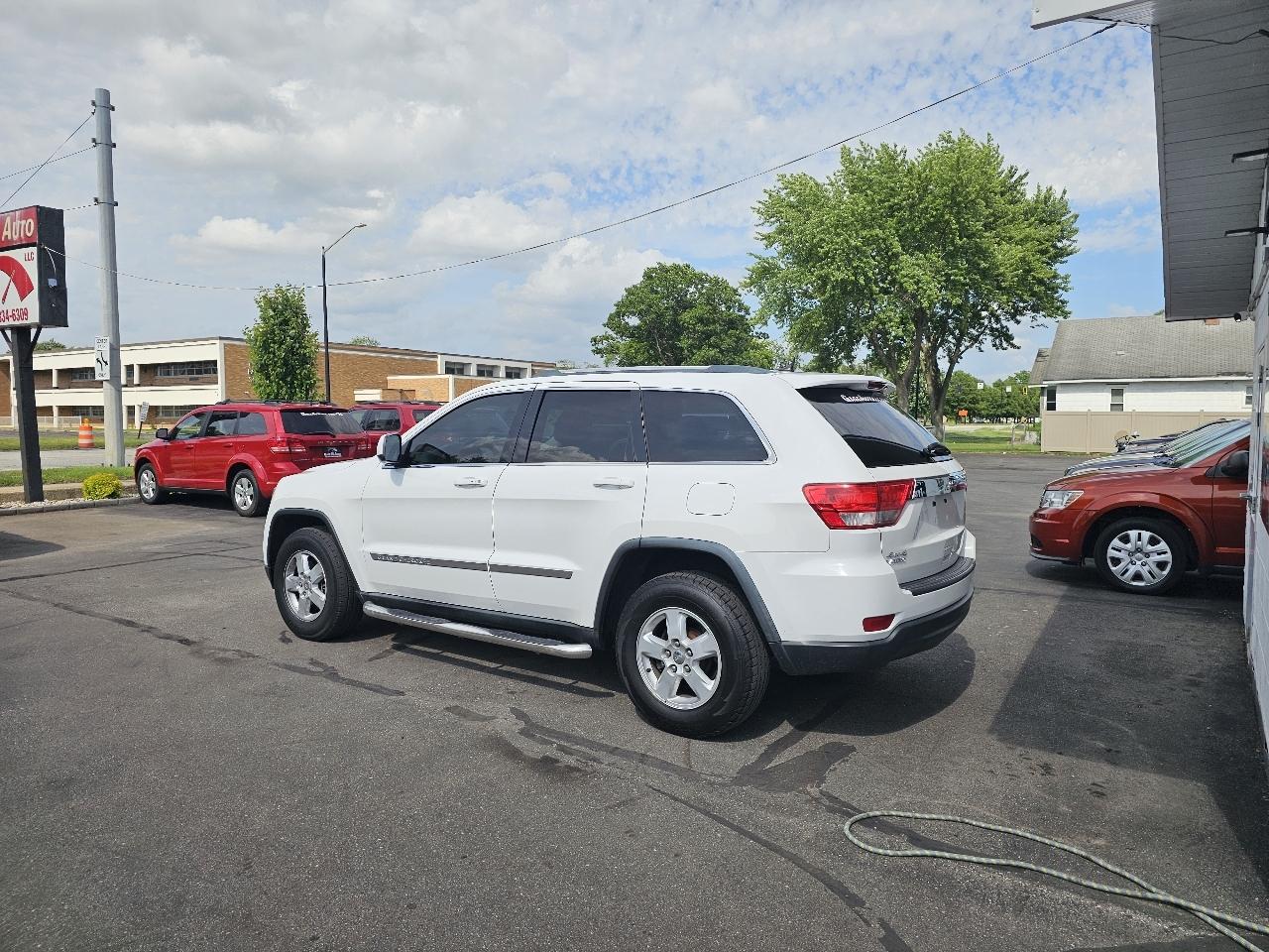 Jeep Grand Cherokee Laredo 4WD 2013