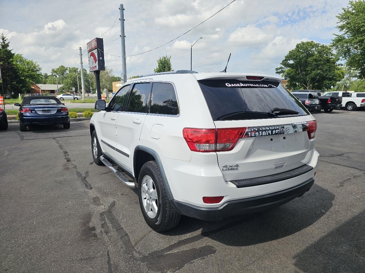 Jeep Grand Cherokee Laredo 4WD 2013
