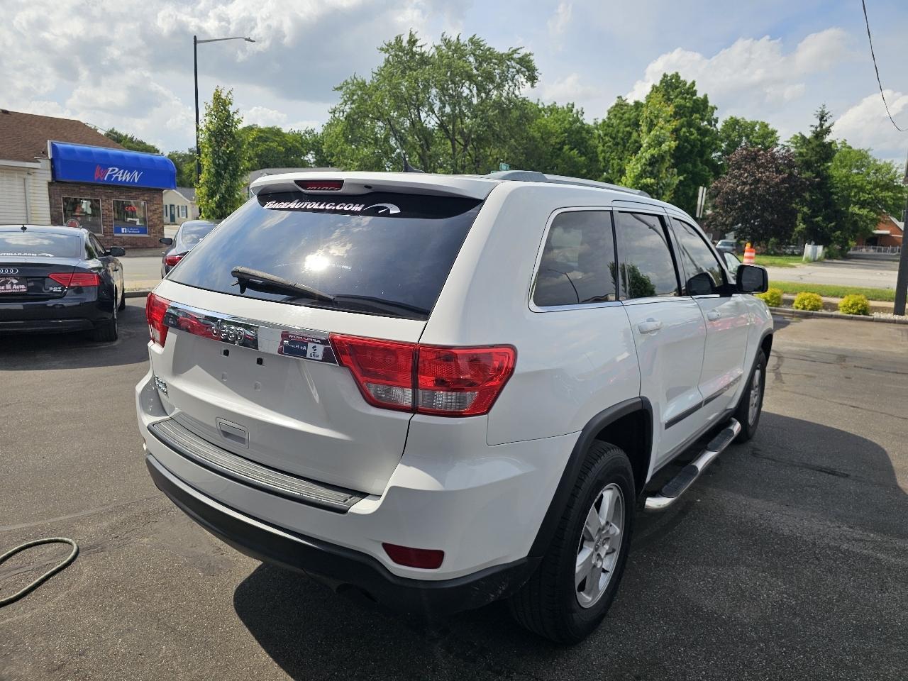 Jeep Grand Cherokee Laredo 4WD 2013