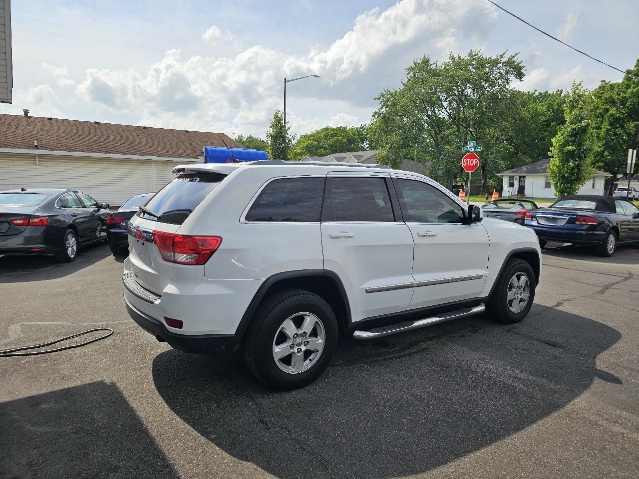 Jeep Grand Cherokee Laredo 4WD 2013