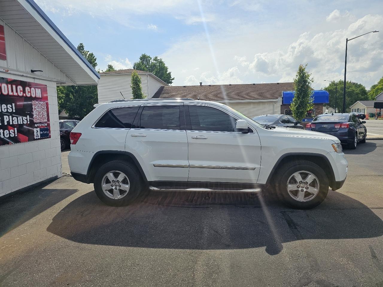 Jeep Grand Cherokee Laredo 4WD 2013