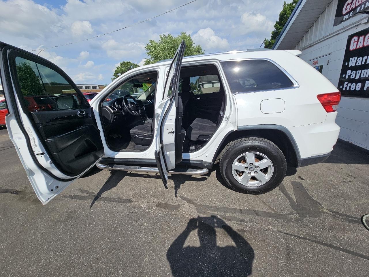 Jeep Grand Cherokee Laredo 4WD 2013