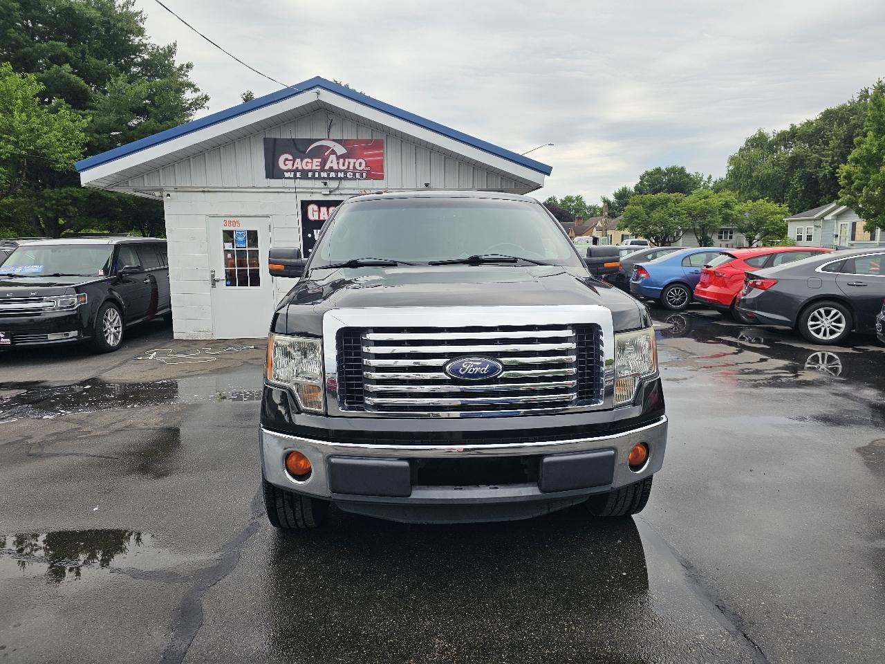 Ford F-150 XL SuperCrew 5.5-ft. Bed 2WD 2011