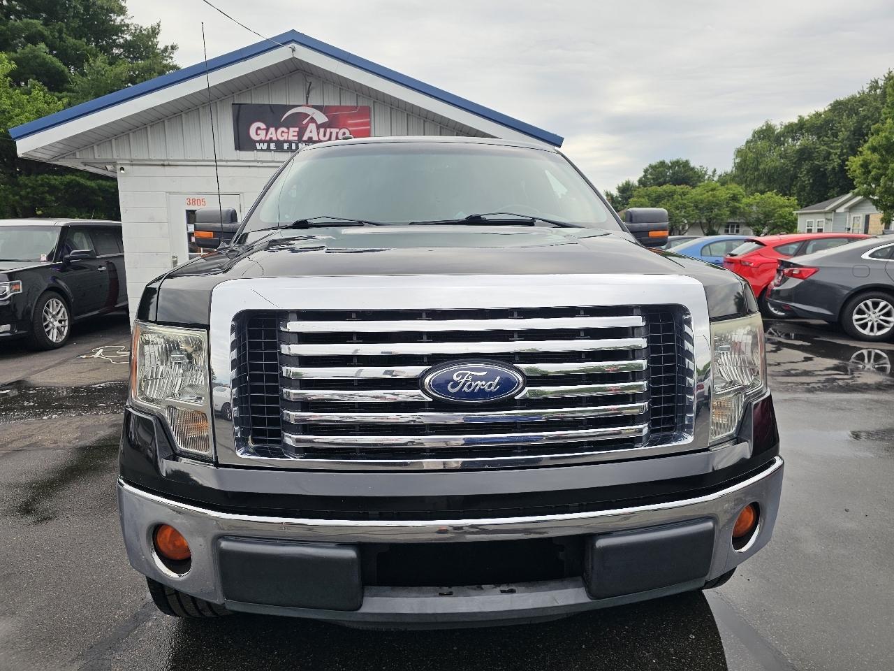 Ford F-150 XL SuperCrew 5.5-ft. Bed 2WD 2011