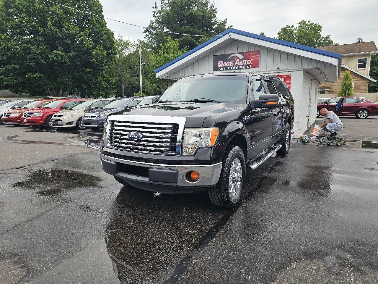 Ford F-150 XL SuperCrew 5.5-ft. Bed 2WD 2011