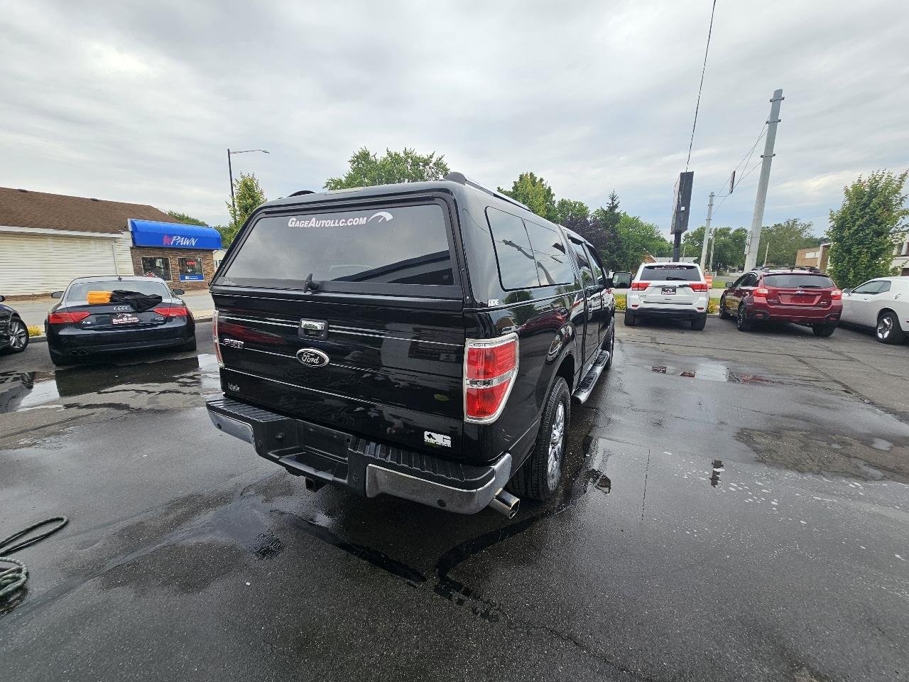 Ford F-150 XL SuperCrew 5.5-ft. Bed 2WD 2011