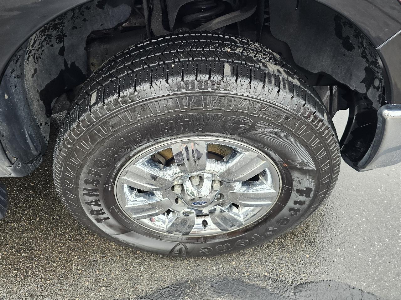 Ford F-150 XL SuperCrew 5.5-ft. Bed 2WD 2011