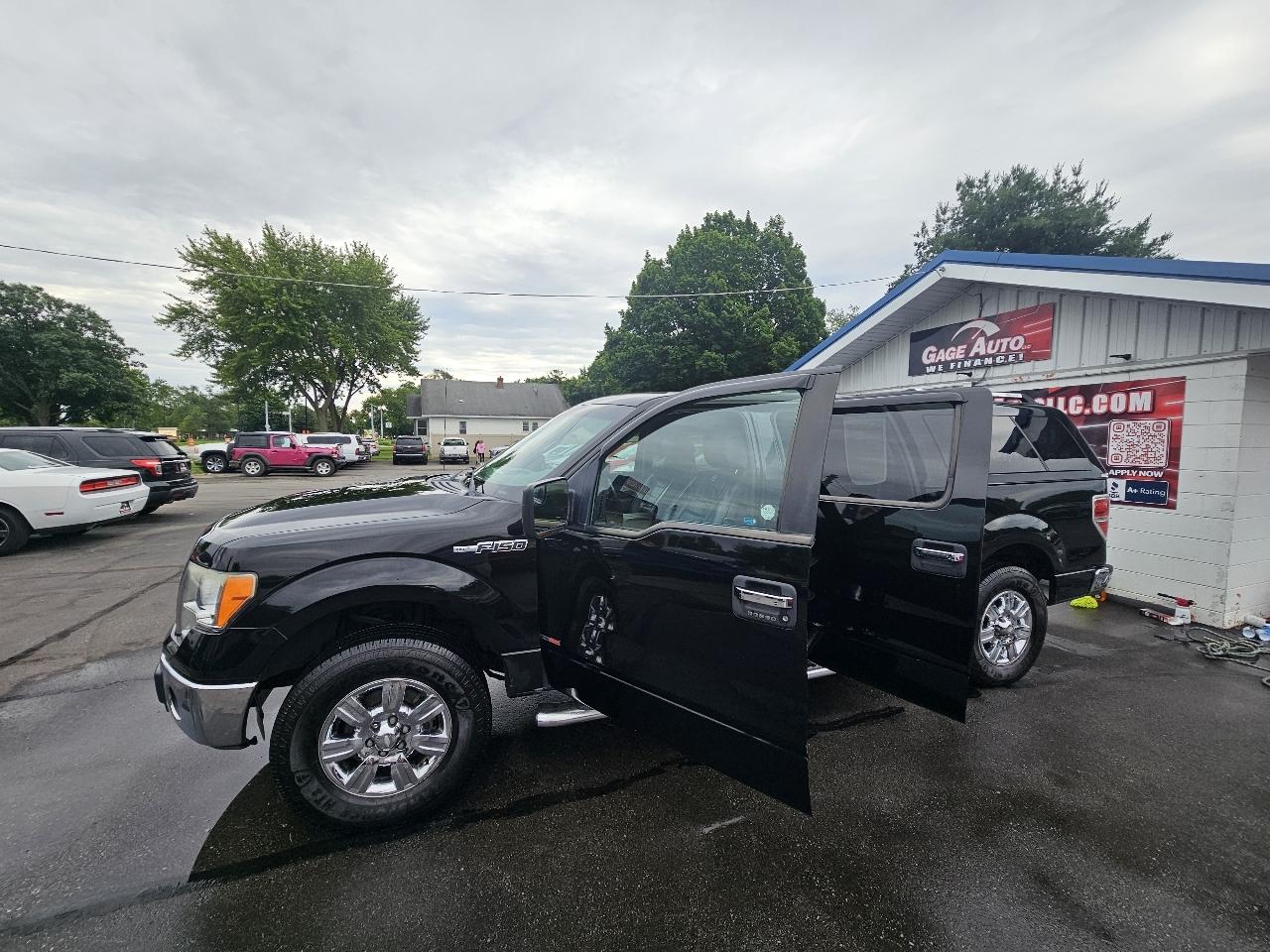 Ford F-150 XL SuperCrew 5.5-ft. Bed 2WD 2011