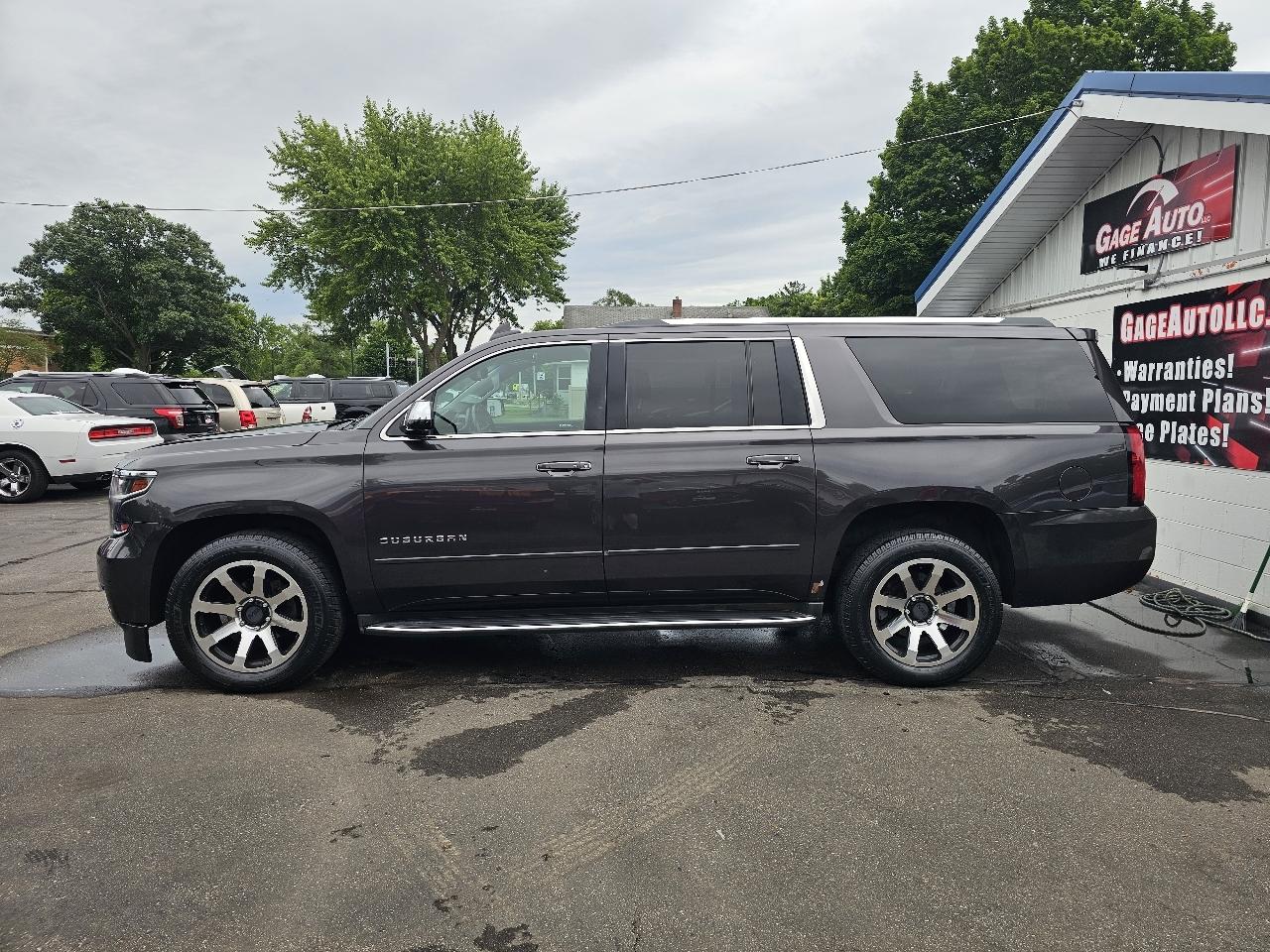 Chevrolet Suburban Premier 4WD 2017