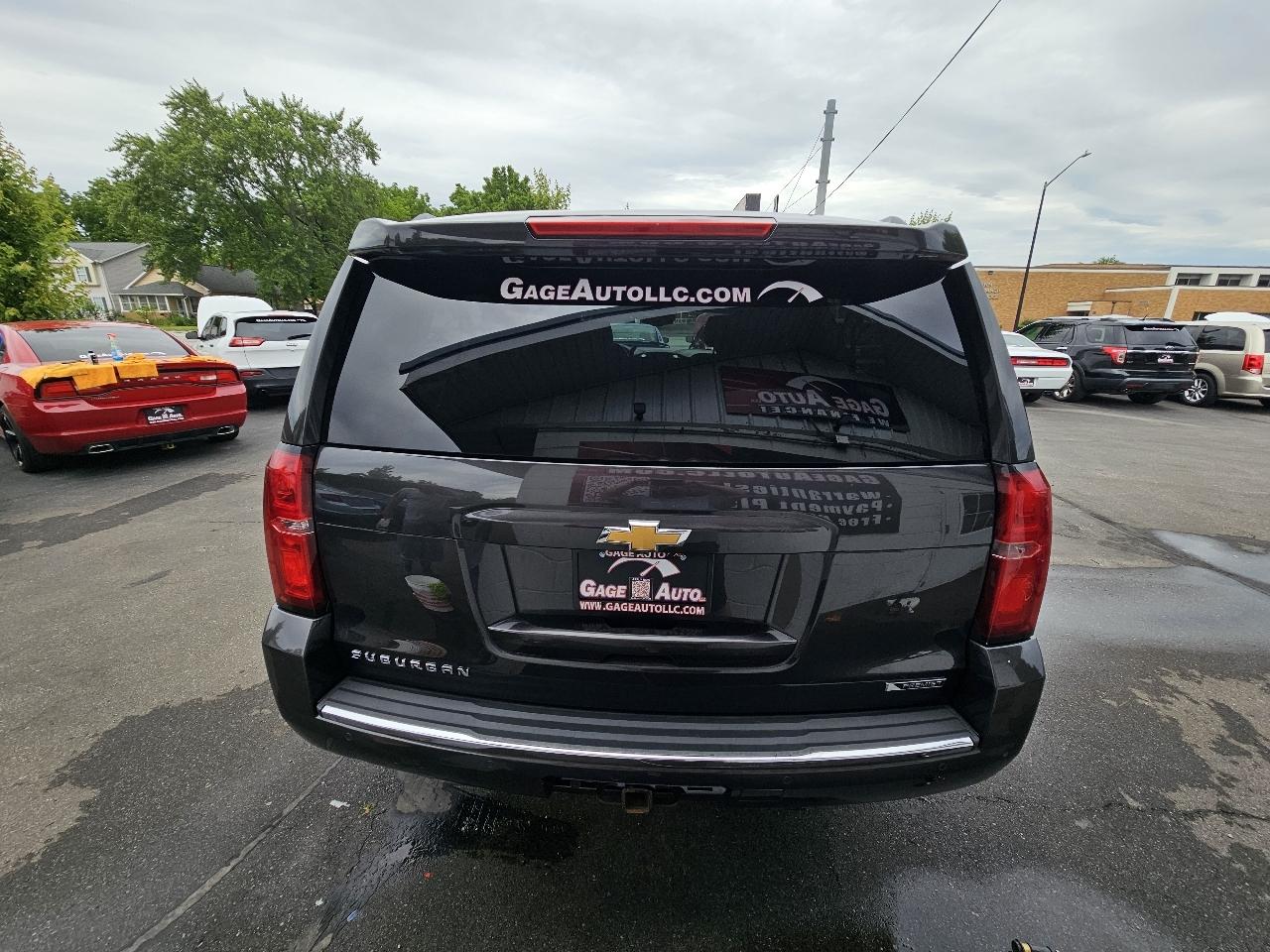 Chevrolet Suburban Premier 4WD 2017