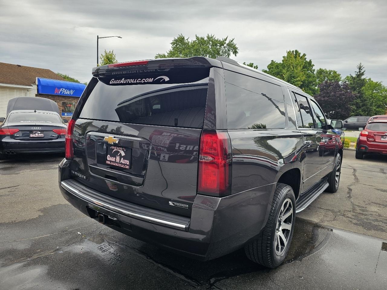 Chevrolet Suburban Premier 4WD 2017