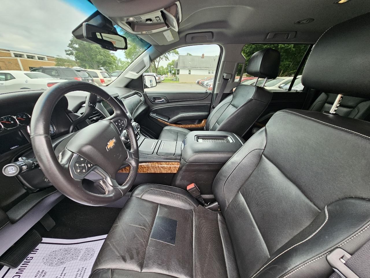 Chevrolet Suburban Premier 4WD 2017