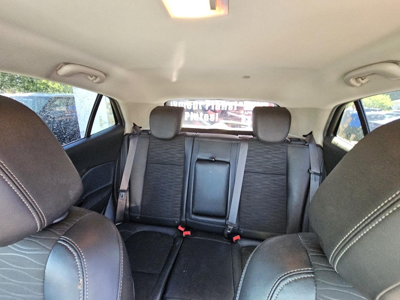 Buick Encore Base FWD 2015