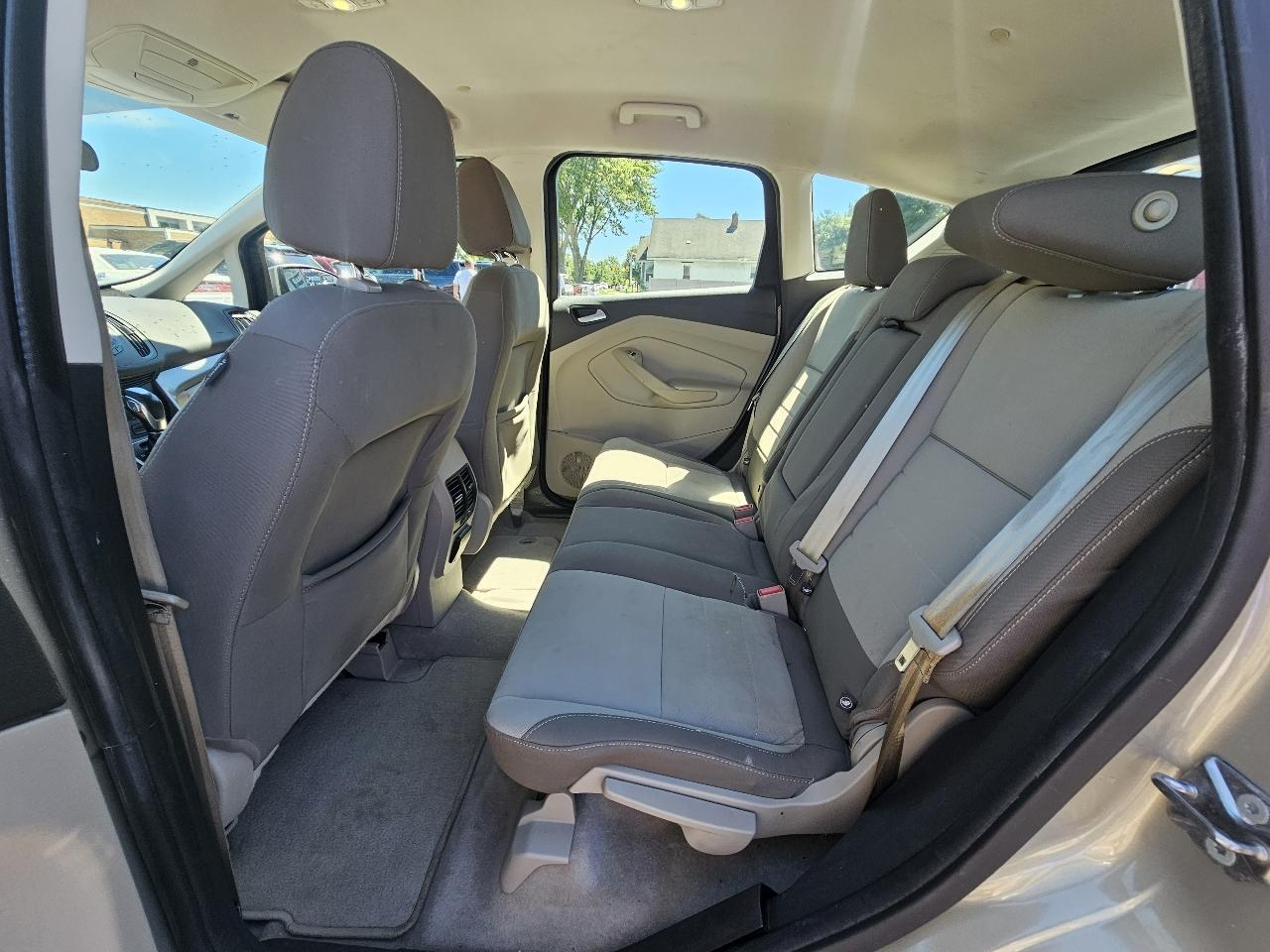 Ford C-Max Hybrid SE 2015