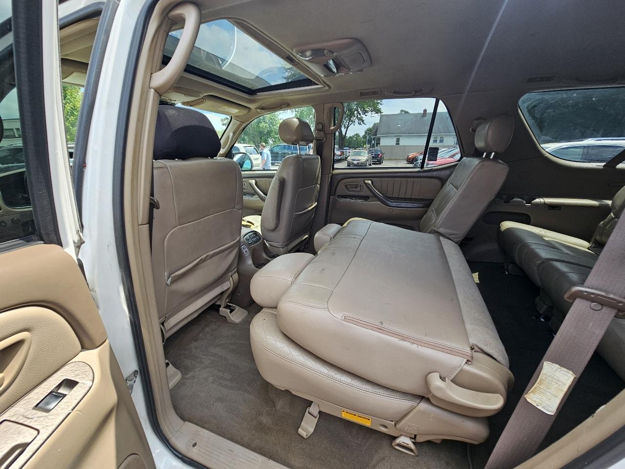 Toyota Sequoia Limited 4WD 2003