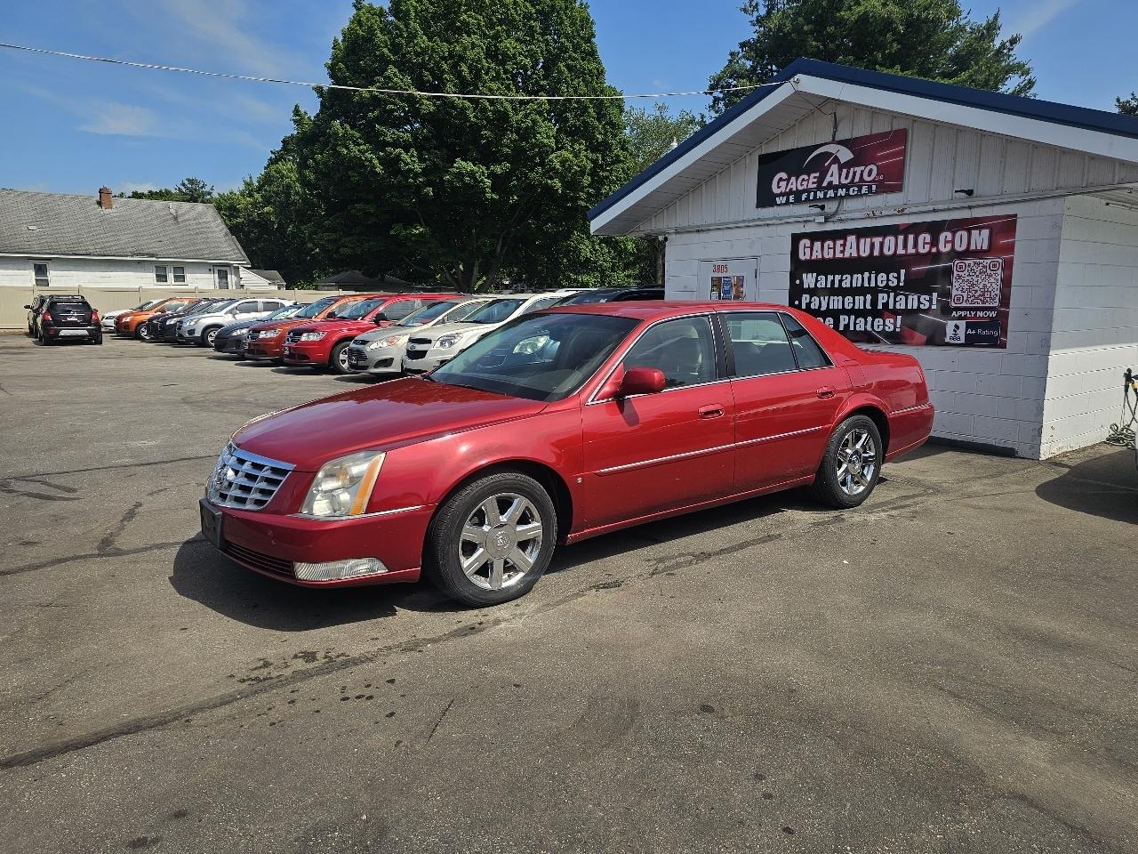Cadillac DTS Sedan 2007