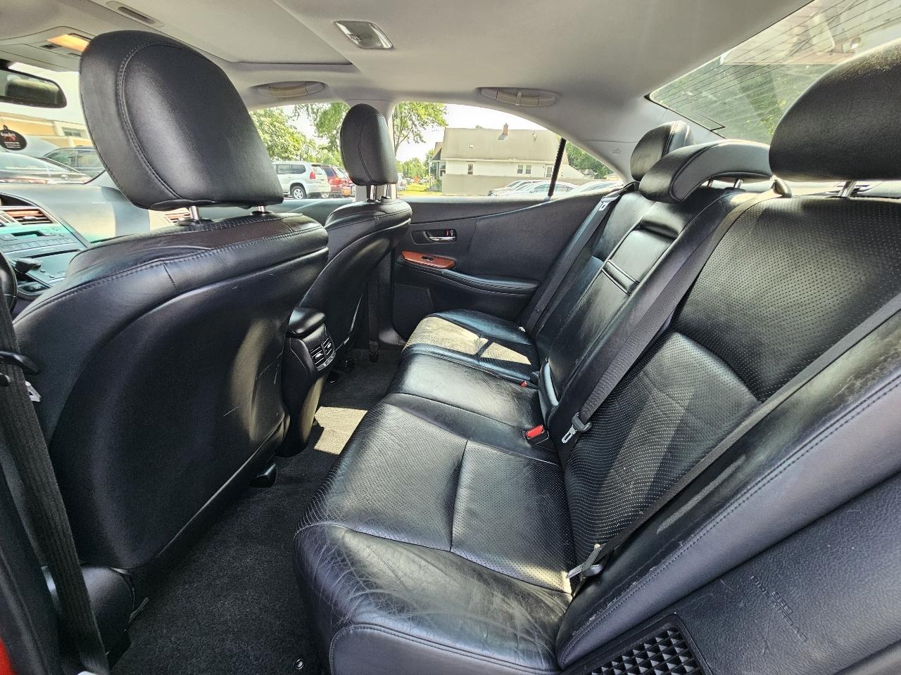 Lexus HS 250h Sedan 2010