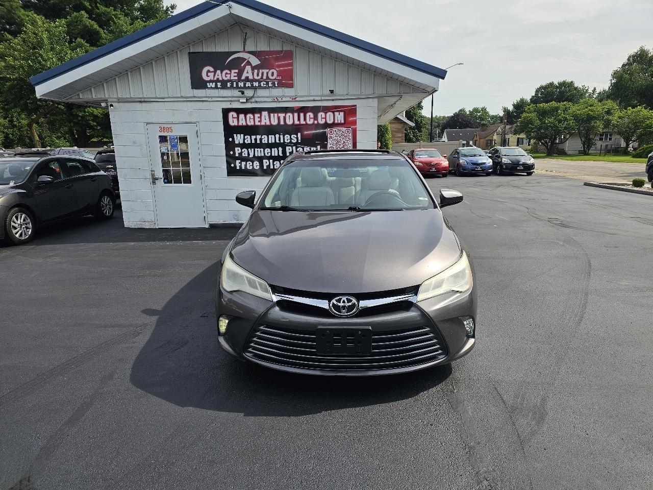 Toyota Camry XLE V6 2016