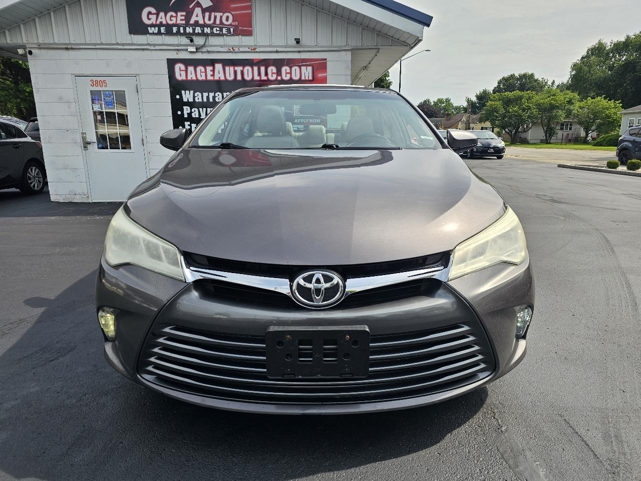 Toyota Camry XLE V6 2016