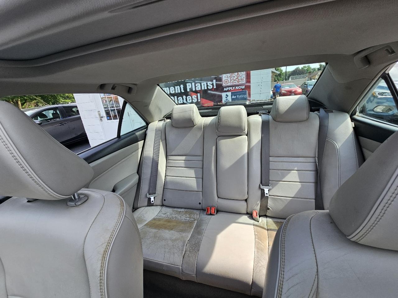 Toyota Camry XLE V6 2016