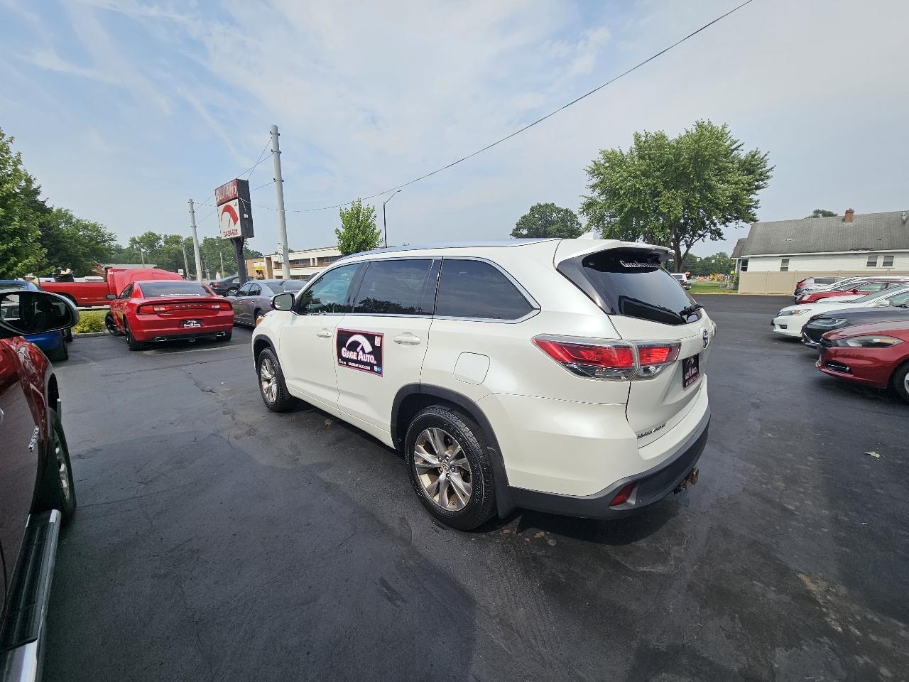 Toyota Highlander XLE AWD V6 2015