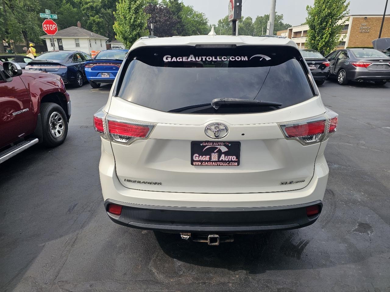Toyota Highlander XLE AWD V6 2015
