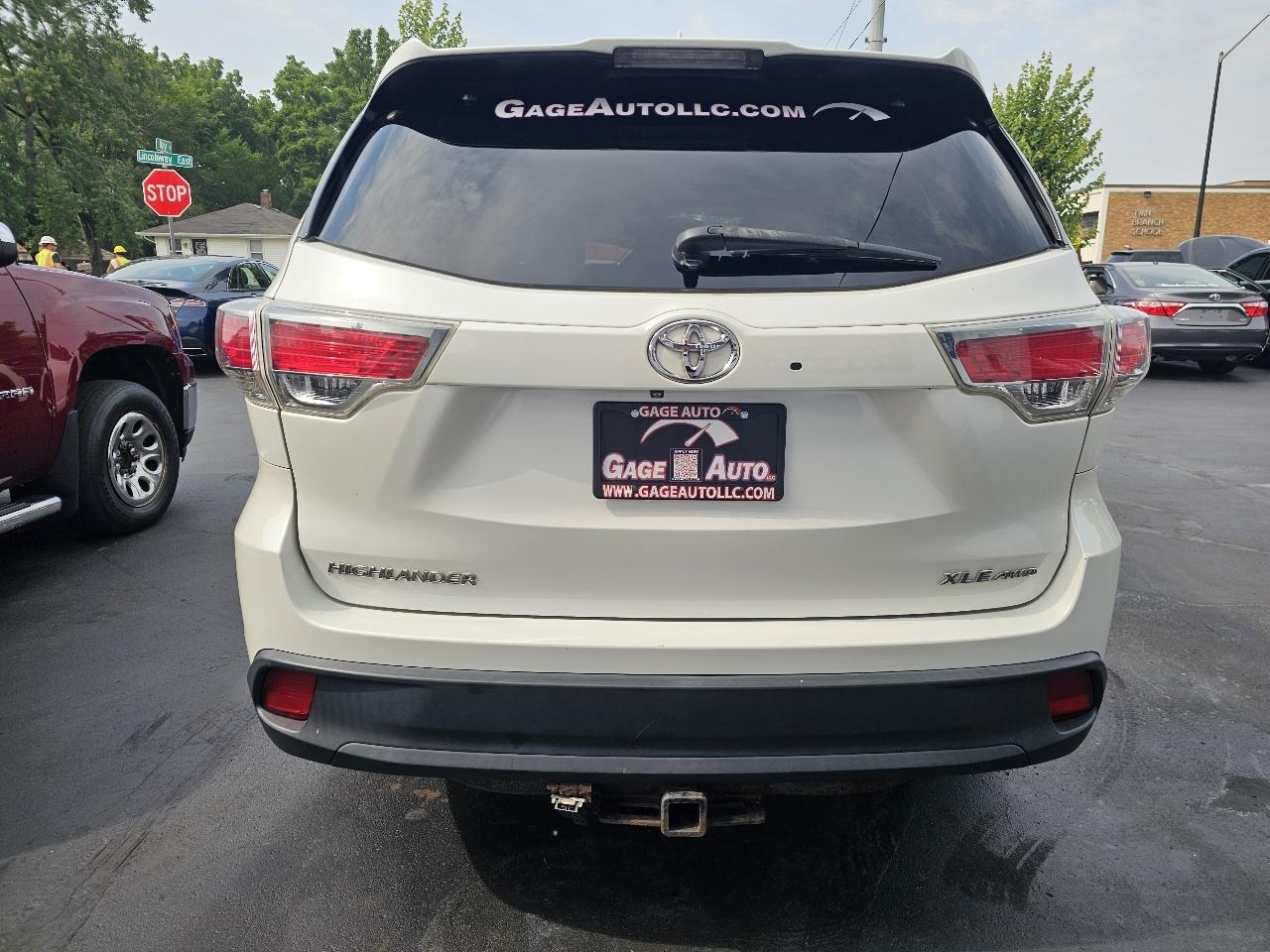 Toyota Highlander XLE AWD V6 2015