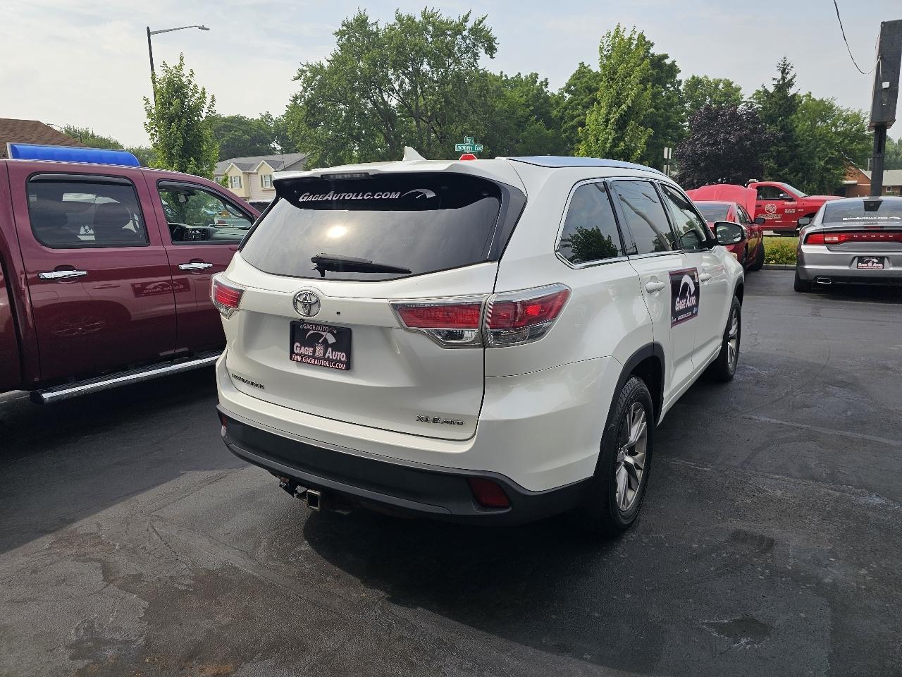 Toyota Highlander XLE AWD V6 2015