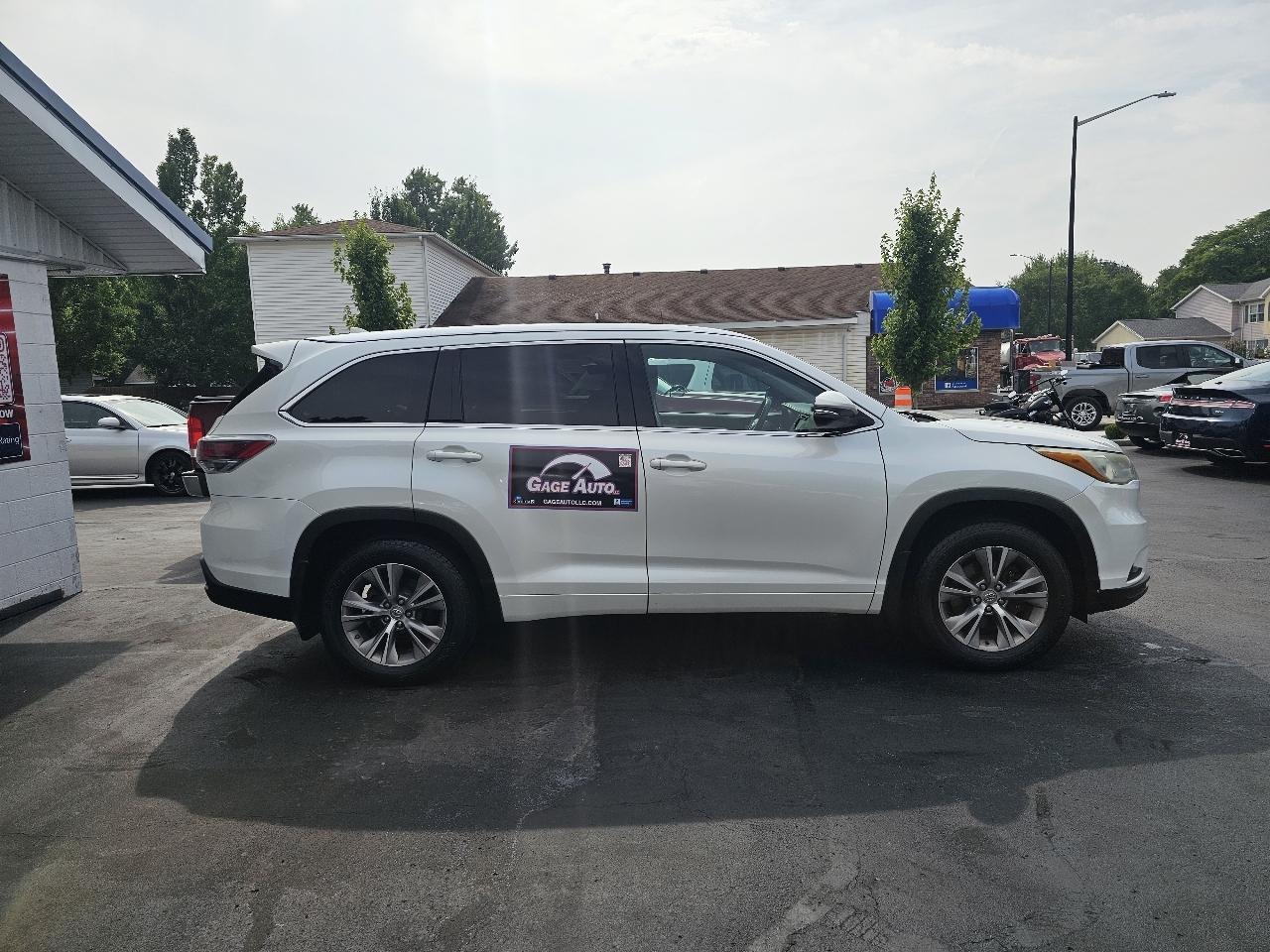 Toyota Highlander XLE AWD V6 2015