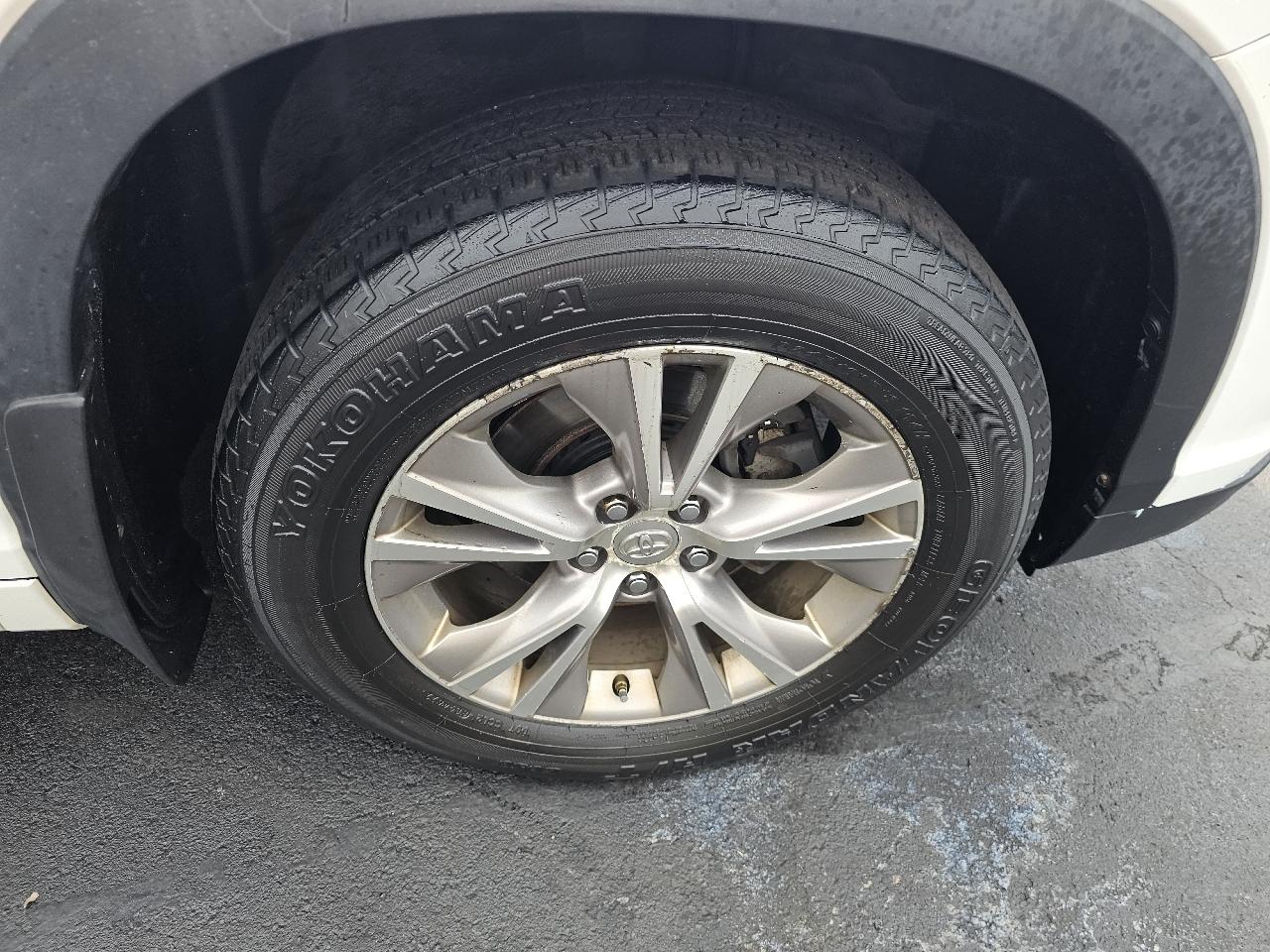 Toyota Highlander XLE AWD V6 2015