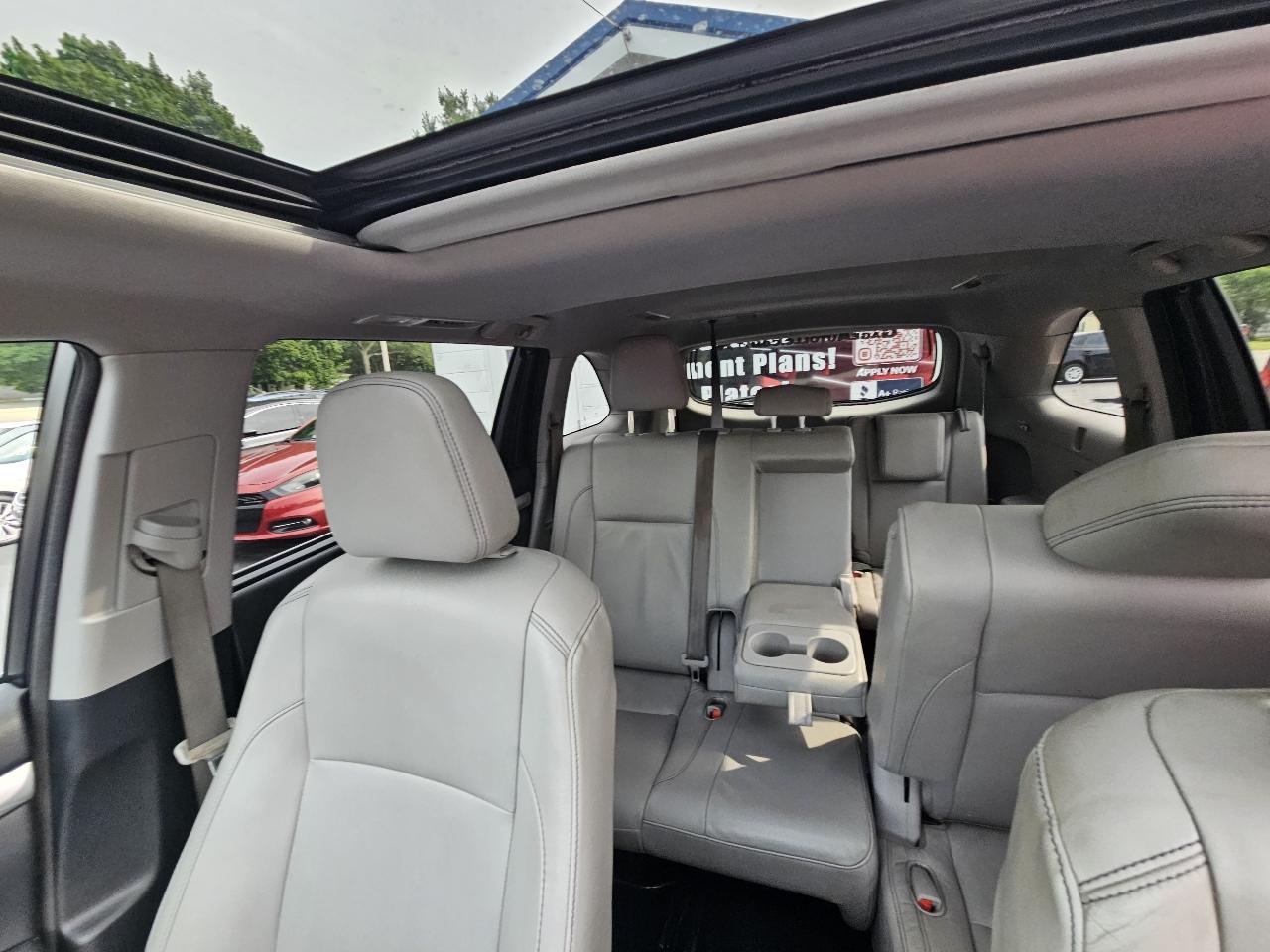 Toyota Highlander XLE AWD V6 2015