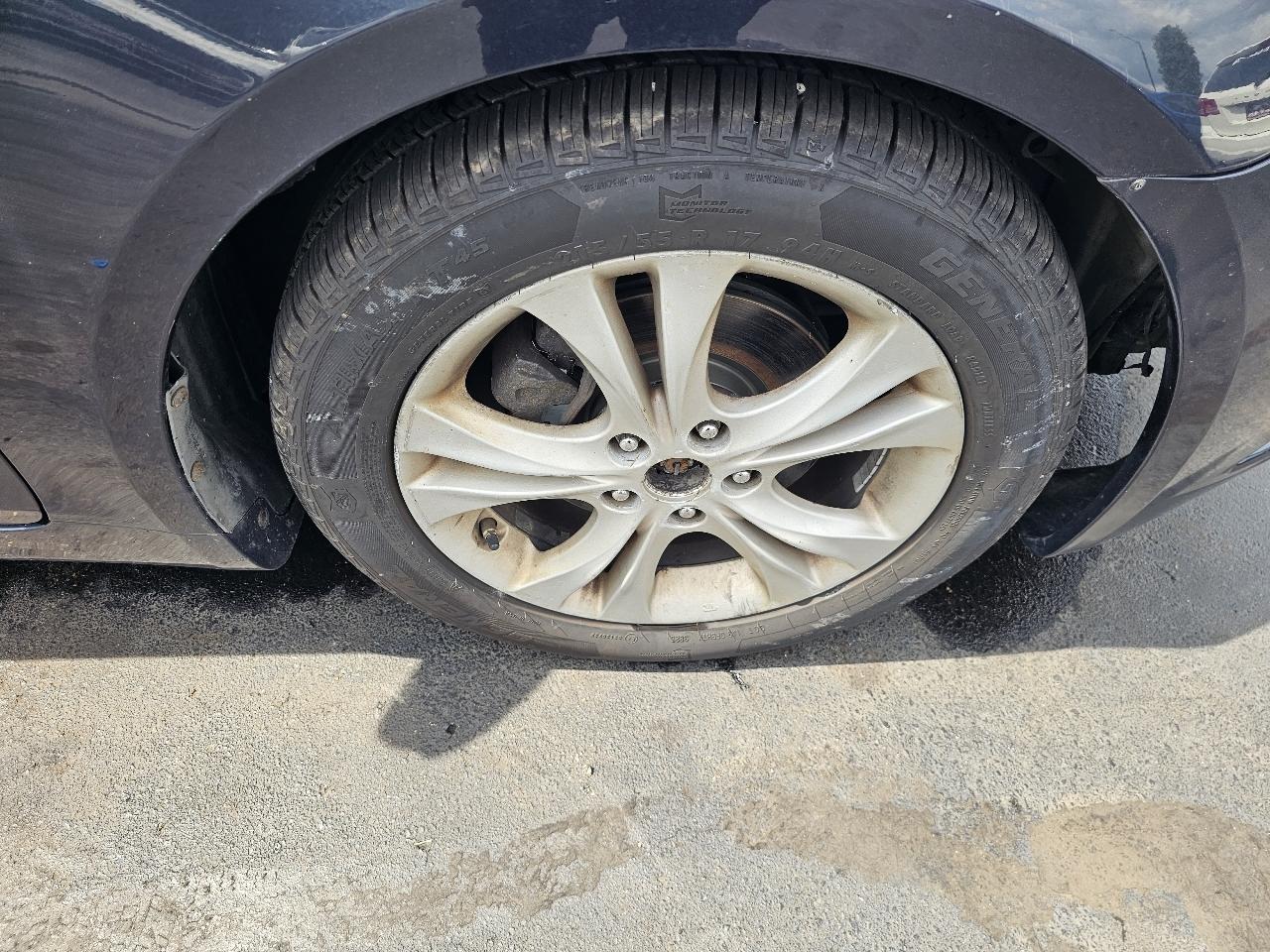 Hyundai Sonata SE Auto 2011